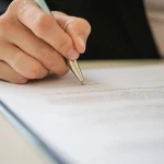 iak-pryvatyzuvaty-zemelnu-dilianku-pid-budynkom-u-2026-rotsi-povnyi-hid-z-urakhu-22c2
