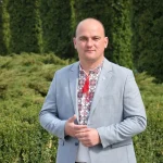 Володимир Шматько — мер Чорткова, який поєднує екологічну освіту, бойовий досвід та практичне управління для розвитку громади